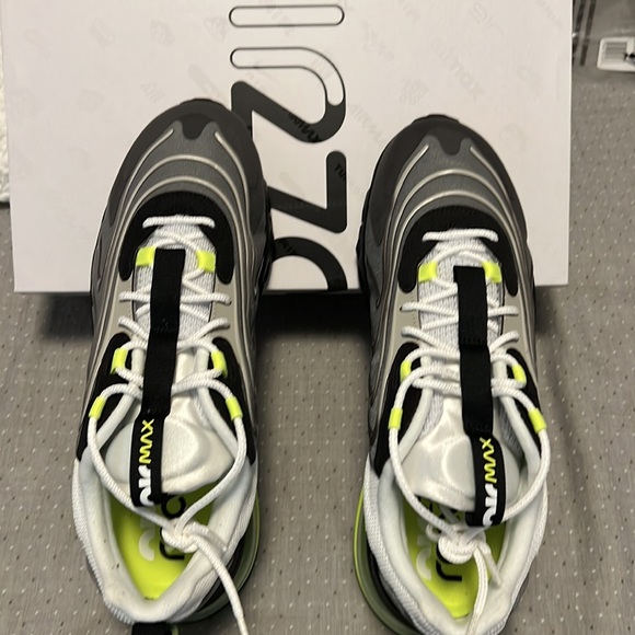 Brand New Sz 10 Air Max 270 React ENG ‘Neon 95’ w/Box - Picture 4 of 7